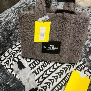 Marc Jacobs Textured Gray Medium Tote Bag